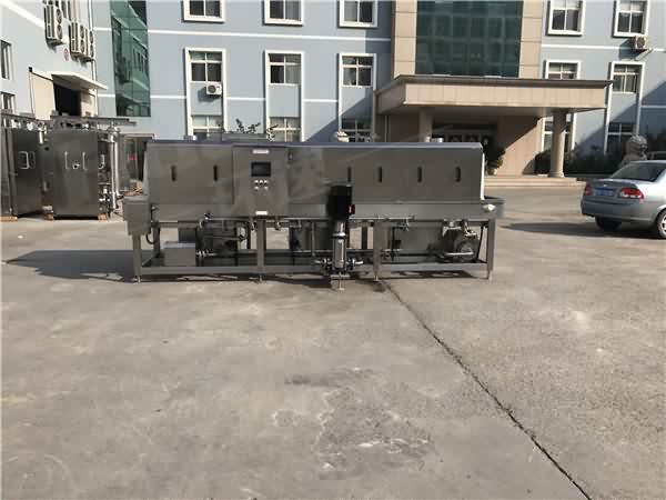 清洗型洗箱機,衛(wèi)生級食品設(shè)備清洗 衛(wèi)生級食品設(shè)備清洗